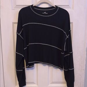 Hollister White Hemmed Black Long Sleeve Top